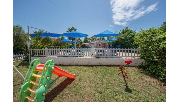 Eleni Family Apartments poza 17