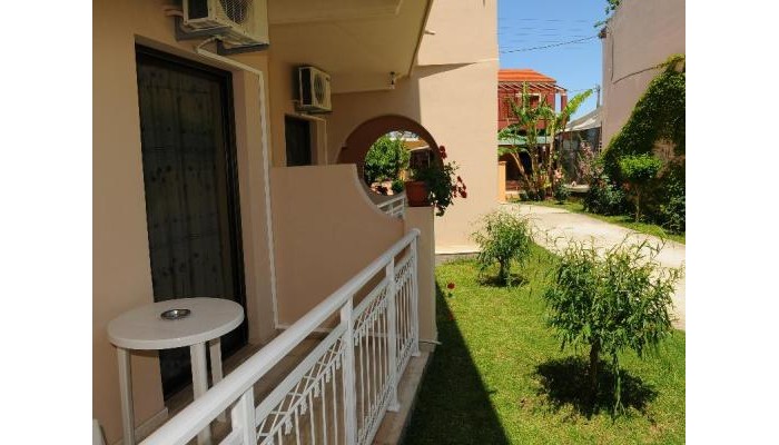 Toulas Apartments poza 6