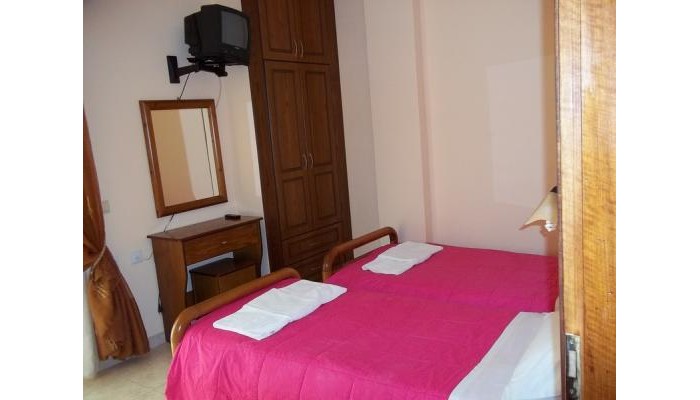 Toulas Apartments poza 8