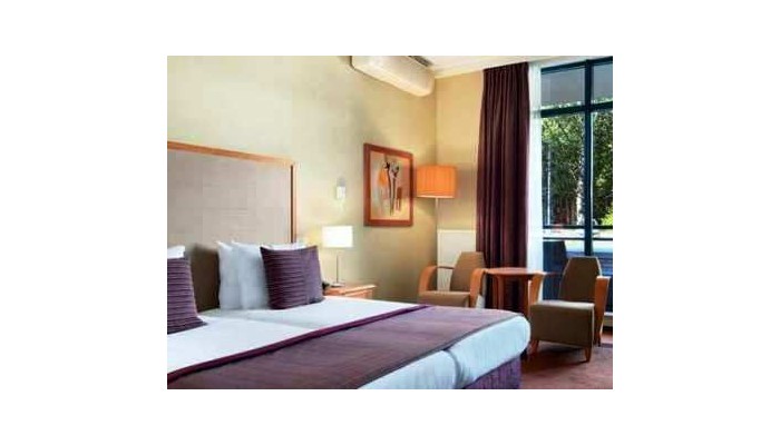 Hotel Hilton Royal Parc poza 2