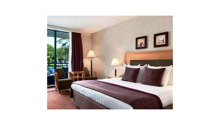 Hotel Hilton Royal Parc poza 3