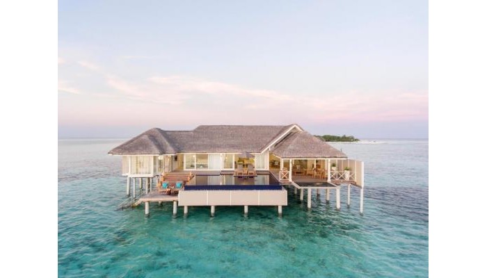 Lux South Ari Atoll Resort & Villas poza 3