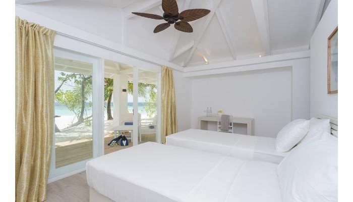 Sandies Bathala Island Resort poza 6