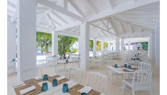 Sandies Bathala Island Resort poza 9