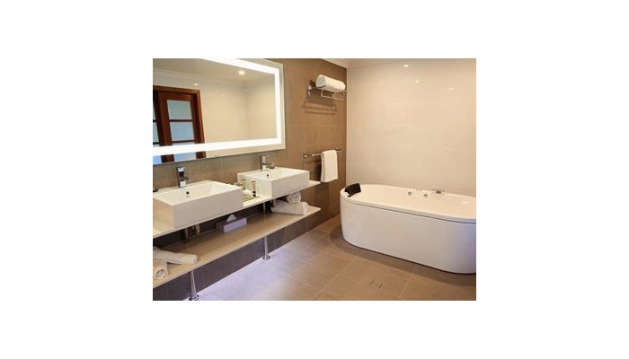 Novotel Vines Resort poza 6