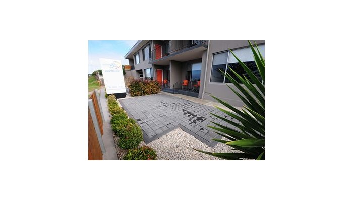 Southern Blue Apartments poza 5