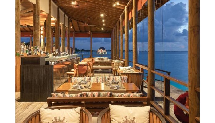 Hotel Ozen Life Maadhoo poza 7