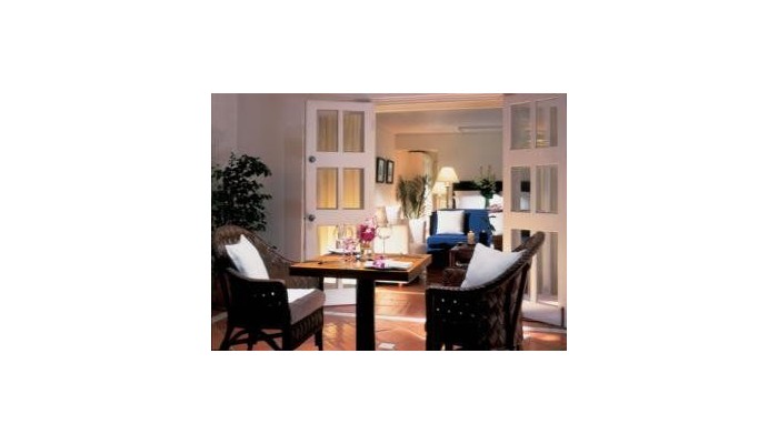 The House By Elegant Hotels poza 1