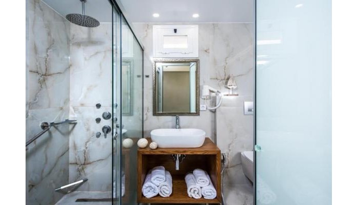 Hotel Camelot Royal Beds poza 16