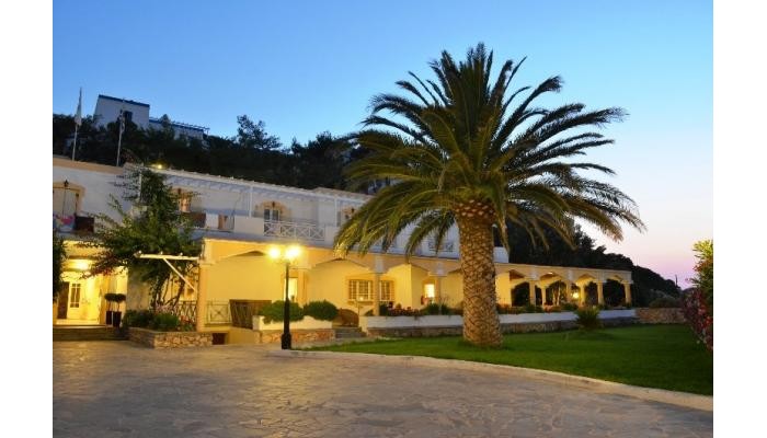 Dolphin Bay Family Beach Resort poza 8