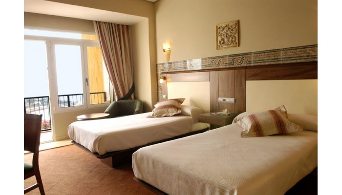 Hotel Husa Imperial Tarraco poza 2