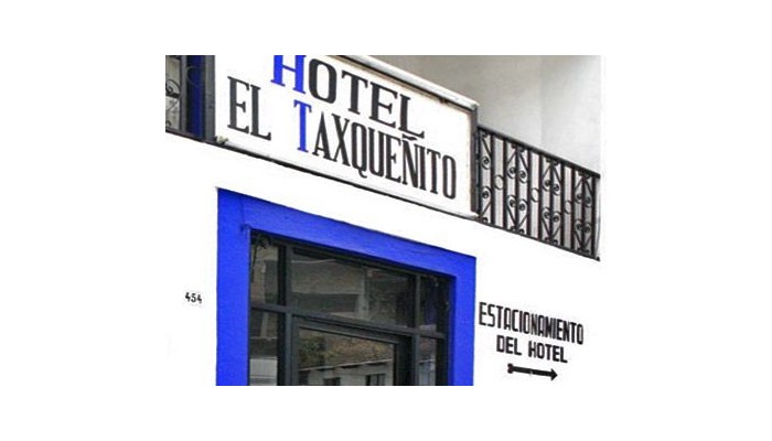 Hotel El Taxquea±ito poza 3