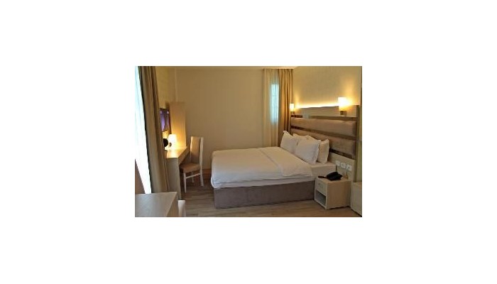 Capital Tirana Hotel poza 6