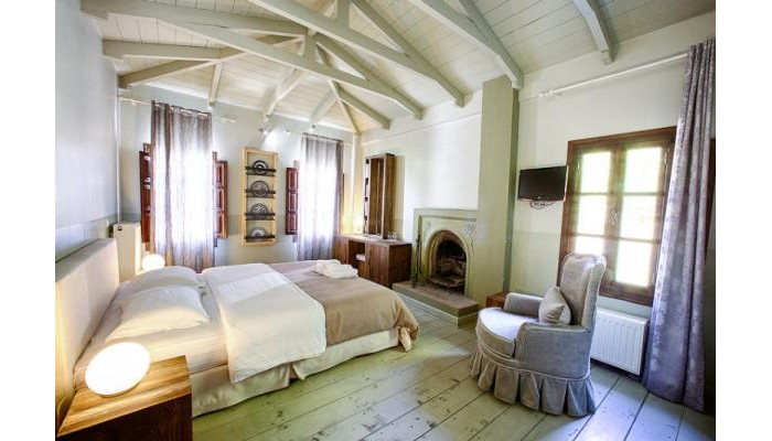 Hotel Pyrgos Mantania poza 1