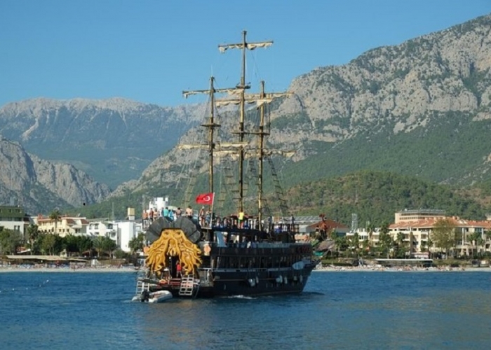  Antalya Mahmutlar poza