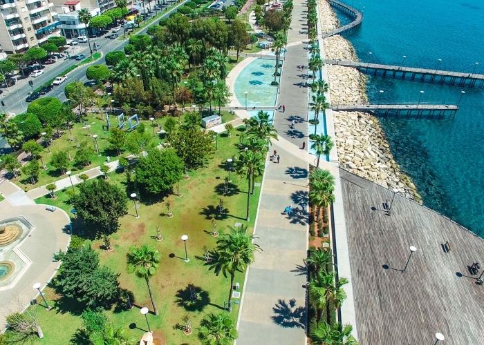  Limassol poza