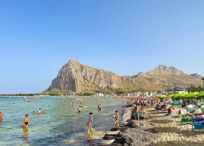 Insula Sicilia poza Insula Sicilia poza