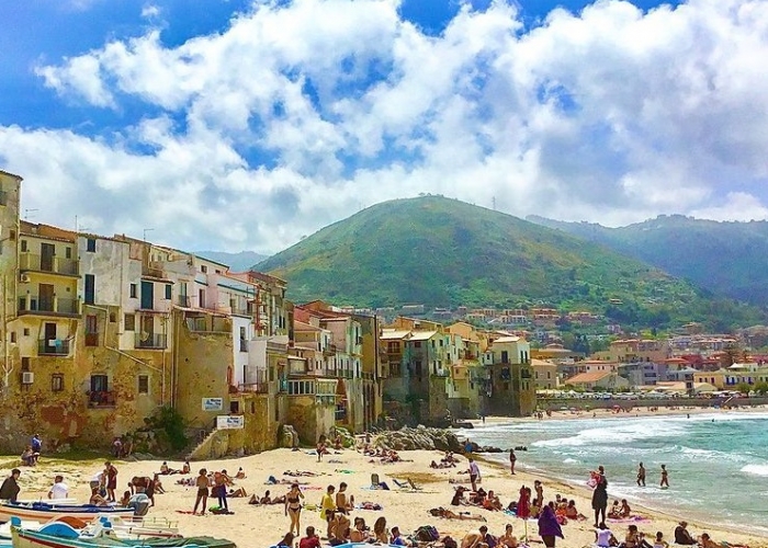 Insula Sicilia poza Insula Sicilia poza