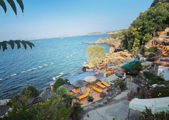 Campania Ischia poza Campania Ischia poza