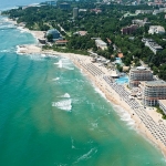 poza Alegeți hotelurile cu plajă privată din stațiunea Sf. Constantin și Elena și bucurați-vă de o vacanță exclusivistă