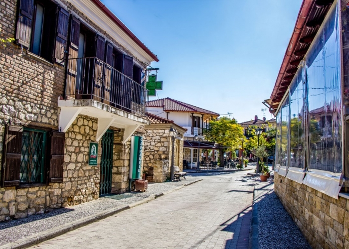 Descoperă tradiționalul sat de vacanță Paliouri poza Descoperă tradiționalul sat de vacanță Paliouri