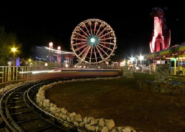 Alege un sejur în Mamaia pentru distracție și relaxare poza Alege un sejur în Mamaia pentru distracție și relaxare