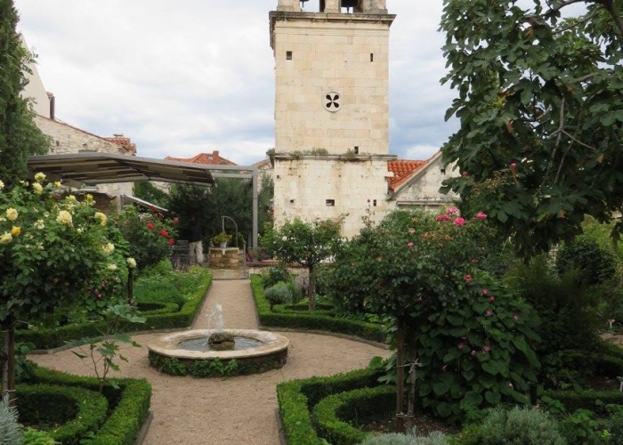 Descoperiți farmecul medieval al orașului Sibenik poza Descoperiți farmecul medieval al orașului Sibenik