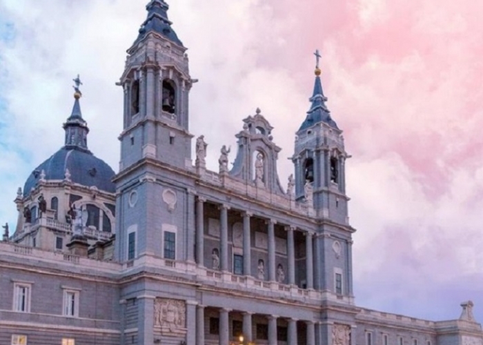 poza Madrid - una dintre cele mai fermecătoare destinații de vacanță din Europa