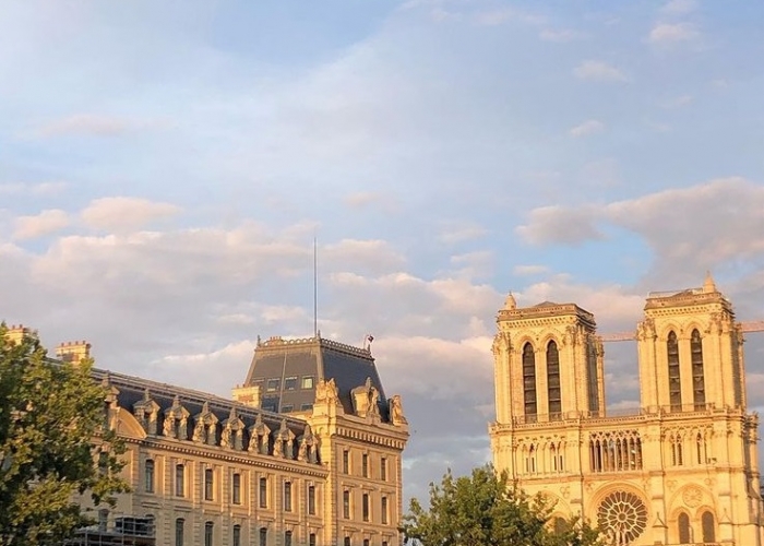Paris: Bucurați-vă de un sejur în unul dintre cele mai romantice orașe din lume poza Paris: Bucurați-vă de un sejur în unul dintre cele mai romantice orașe din lume