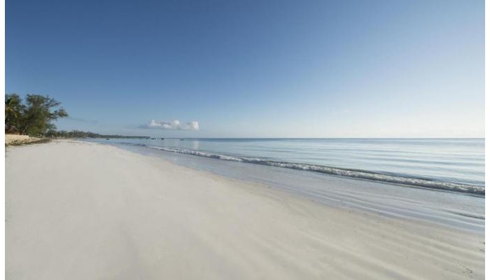 Uroa Bay Beach Resort poza 17