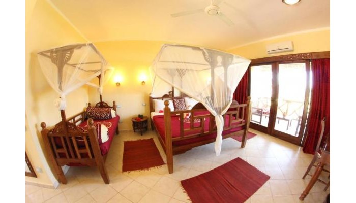 Uroa Bay Beach Resort poza 9