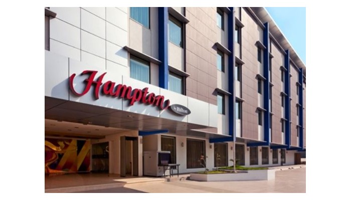 Hotel Hampton By Hilton Vadodara-alkapuri poza 0