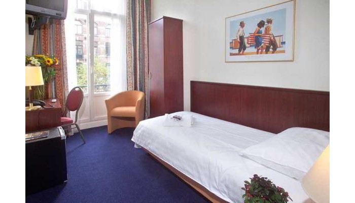 Alexander Hotel poza 5