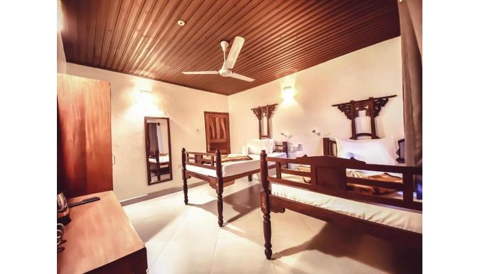 Hotel Smiles Stone Town poza 6