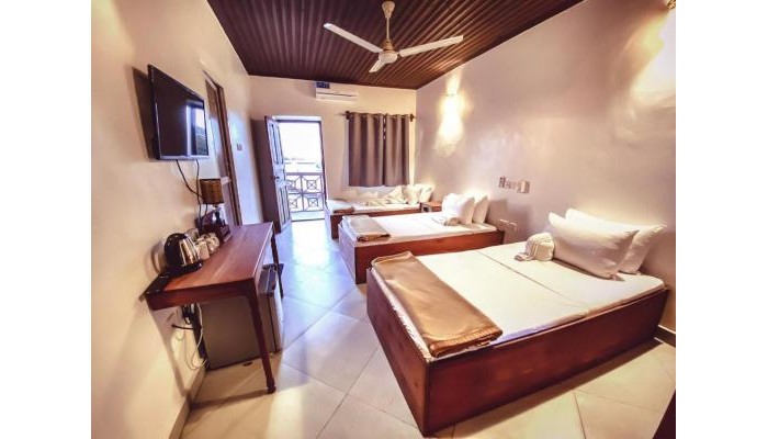 Hotel Smiles Stone Town poza 8